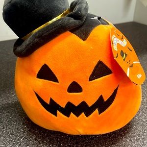 RIBA the Halloween squishmellow! 11”